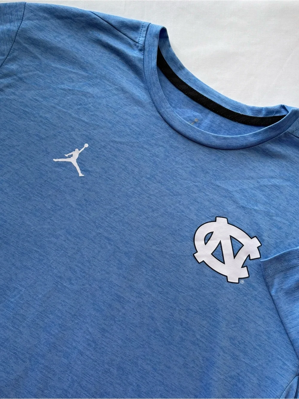 Air Jordan North Carolina UNC Long Sleeve Shirt Size Large